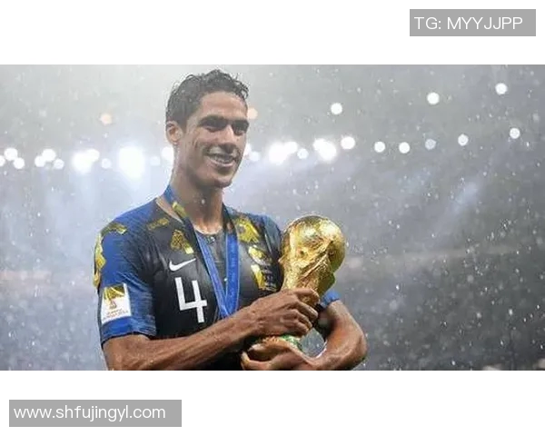 探索各大足球明星的星座特征与个性魅力解析