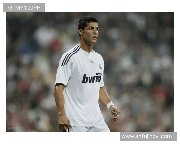 拉莫斯足球明星壁纸精选展现激情与荣耀的完美瞬间