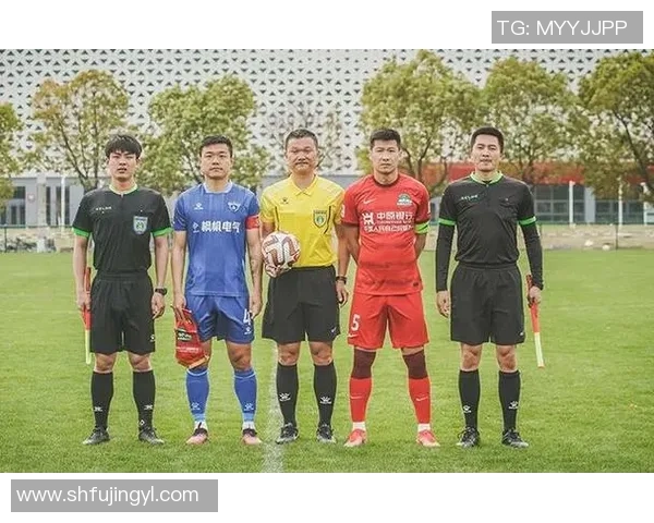 武汉足球队与南京足球队实力对比赛后分析与总结 武汉足球队与南京足球队实力对比赛后分析与总结